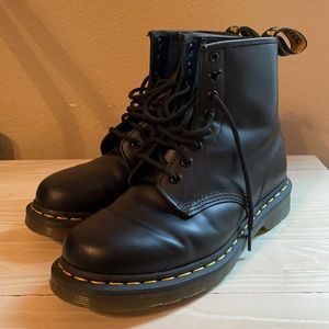 Doc Martens Women’s Smooth Lace Up Boots